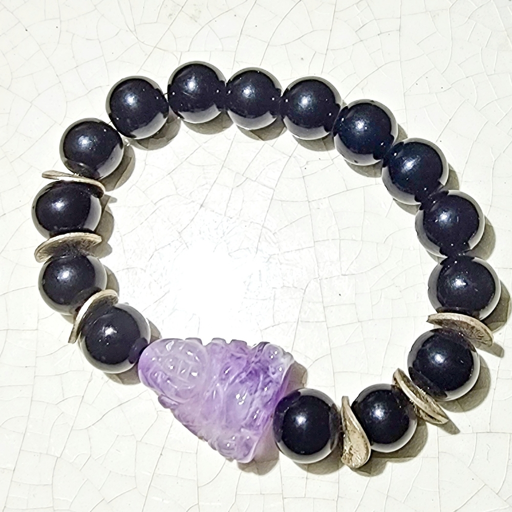 Amethyst carved buddha onyx with gold wave discs stretch gemstone bracelet